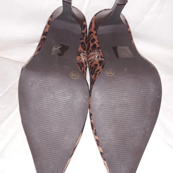 High Heels - Picture 4 of 4